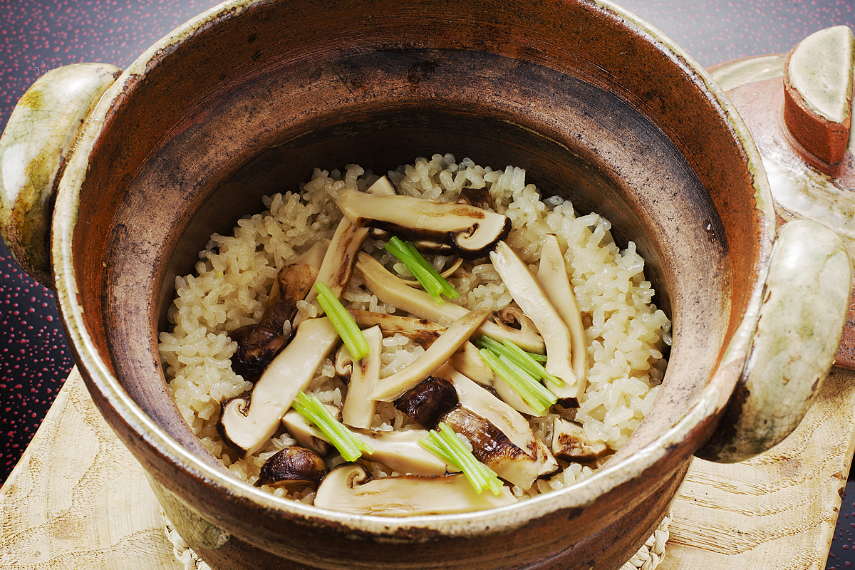 画像:松茸釜炊き